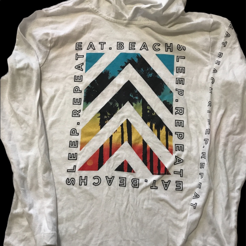 Boys long sleeve hooded tee shirt